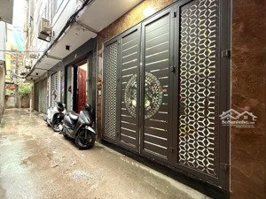 bán nr khương đình, 8,5 tỷ, 32m2, 4pn, 4wc, mặt tiền 3.5m, nhiều tiện ích