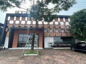 cho thuê nguyên căn nhà 2 mặt tiền vị trí đẹp trung tâm thuận an, bình dương