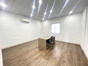 cho thuê nguyên lầu cityland 100m2 giá chỉ từ 6tr, có thang máy, có ban công