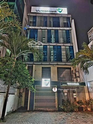 tòa nhà mặt tiền 368 cách mạng tháng 8 q3 | 10.5 x 17m | hầm 7 tầng | hđt: 250tr/tháng |