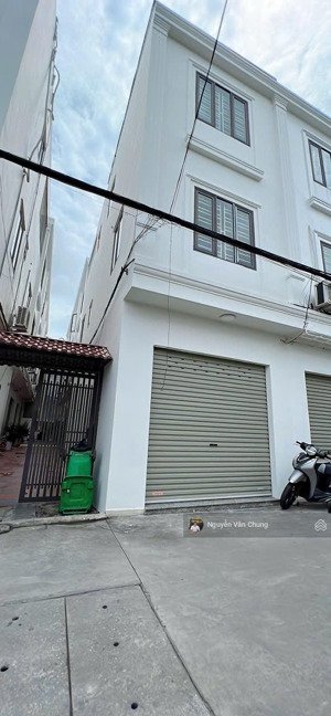 chính chủ bán nhà 3 tầng lô góc 2 hướng tây mặt ngõ 3,5m thông tại đằng hải,giá 2,75 tỷ