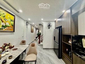 bán nhà sài đồng 63m2-12 tỷ-6 tầng thang máy-ô tô tránh-full nội thất-2 thoáng-7 phòng ngủ