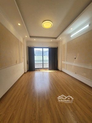 nhà xa la đối diện viện 103 - 58m - 5 tầng - 9,5tỷ - mặt tiền 4,2m - 2 thoáng - ngõ oto