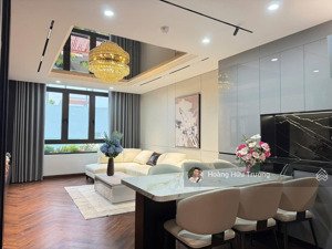 bán nhà phân lô xuân thuỷ - cầu giấy dt 60m2 7 tầng thang máy - ô tô vào nhà - kinh doanh!!!