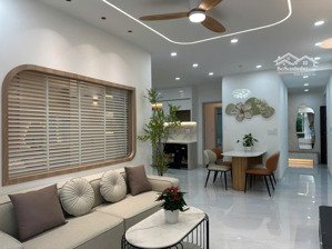 gấp. chủ thiện chí gửi bán gấp căn hộ sky garden 3, căn góc, 72m2, nội thất cao cấp, giá 5,8 tỷ