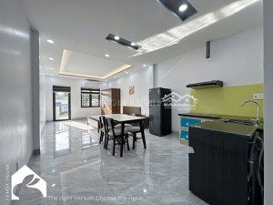 cho thuê căn hộ rộng full nội thất gần nhà thi đấu phú thọ - an ninh - tiện nghi