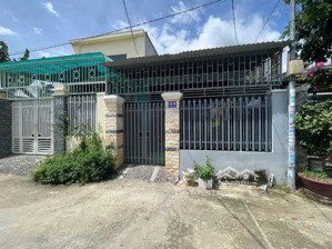 bán nhà 2 mặt tiền đường ô tô xã vĩnh thạnh full thổ ngang 5 m giá 2 tỷ 550 có 3 phòng ngủ