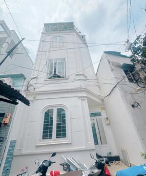 BÁN GẤP - NHÀ MỚI XÂY NGAY CẦU TÂN THUẬN QUẬN 7