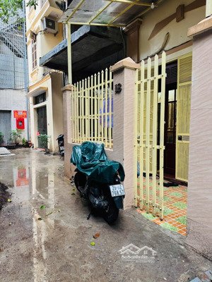 lò đúc hai bà trưng ngõ 3 gác :dt 50/52m : mtt :4,2m x4 tầng