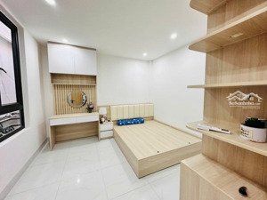 siêu phẩm. trần cung. trung tâm cầu giấy. cách ô tô 20m. 42m2. 4 tầng. sđcc. ở ngay. giá 7 tỷ.