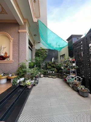 [gấp bán] biệt thự mặt tiền 10m trung tâm bình thọ, thủ đức - 3 tầng - 180m2