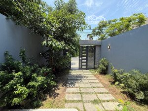 cho thuê nhà khu nam việt á - sân vườn 3pn nội thất đầy đủ.