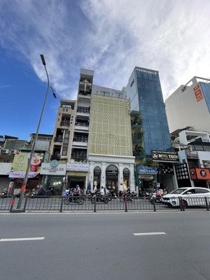 bán gấp building mặt tiền hoàng văn thụ 10x20m hầm 5 lầu chỉ 60 tỷ