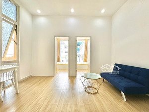 cho thuê 2 phòng ngủ 1 phòng khách ban công bình thạnh ngay sát quận 1