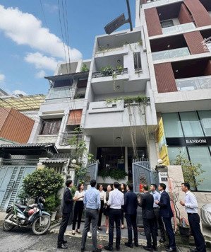 bán gấp hầm + 5 lầu mt trường sơn sông đà 22.8 tỷ còn tl, 85.2m2