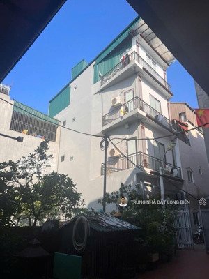 bán gấp nhà đang cho thuê phúc lợi 60m2 x 4 tầng - 6,15 tỷ - 5 phòng vừa dòng tiền vừa lãi vốn