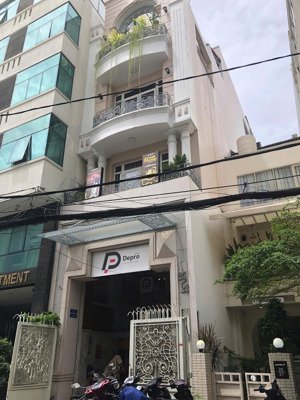 bán tòa nhà đối diện thảo cẩm viên quận giá chỉ 35 tỷ