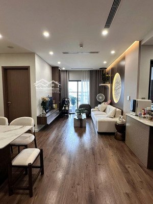 em viên chuyên dự án garden hills bán căn 2 ngủ hiếm có giá tốt,sẵn sổ.