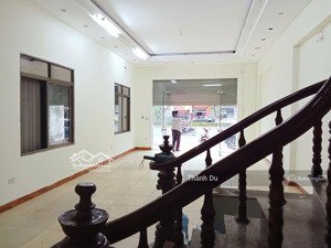 cho thuê mb kinh doanh ngô gia tự,vỉa hè rộng nail, mi,kinh doanh sạch 18tr/th