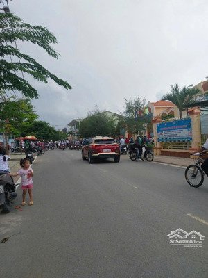 đất giá: 36tr/m2, dt: 9.4x26.5m, 248m2, đường 12m, lê thị tám, xã nhơn đức, nhà bè