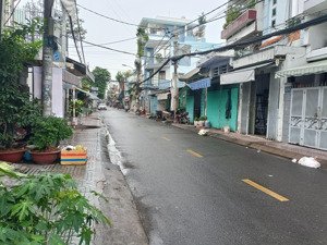 nhà cấp 4 kiên cố tiện xây mới quận 8, ngang 18 x 25, đường nhựa 5m chỉ 23,x tỷ