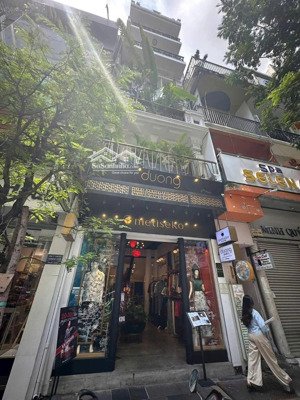 building có thang máy mặt tiền đường đồng khởi p. bến nghé quận 1