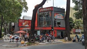 siêu dòng tiền 300tr/th! góc 2 mặt tiền thương hiệu trần hưng đạo - 10x18m - 3tầng - giá 60 tỷ