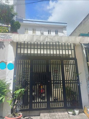 cần bán nhà đẹp tân kỳ tân quý 4x15m, vị trí đẹp, giá cực mềm!