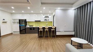 chuyển nhượng giá tốt 3pn 95m2 lavida plus giá 6,7 tỷ all in, giao full nội thất. lh 