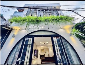 hht/nhỉnh nhẹ 9tyxxx - sở hữu ngay siêu phẩm 3 tầng nằm ngay giữa khu trung tâm - lh vân