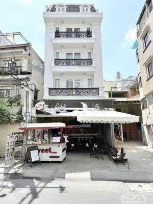 bán nhanh chdv 5 tầng đối diện đại học công thương