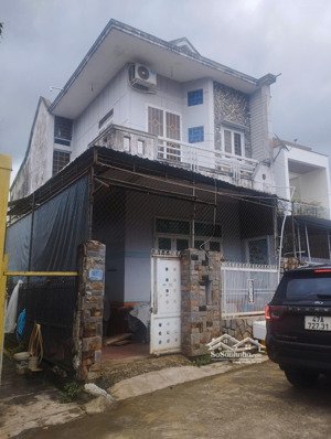 thuê nhà nguyên căn 8/17 trịnh văn cấn