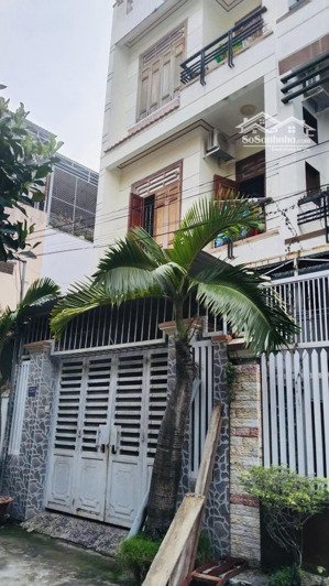 nhà 3 tầng gần biển nha trang chủ cần bán gấp sổ hồng hoàn công giá rẻ