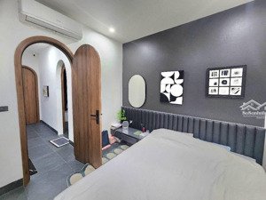 nhà đẹp ngọc thuỵ view cực thoáng mát, cách ô tô tránh chỉ 5 bước chân!