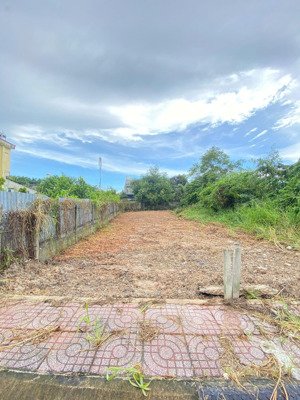 chính chủ cần nhượng 200m2 đất odt đường phạm văn chèo giá 860tr tt củ chi