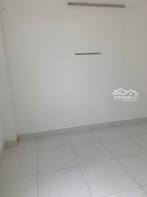 bán căn góc 2 mt đường phan huy ích, dt: 4,5 x 25m trệt 4 tầng có hđt 60tr giá 22 tỷ, 