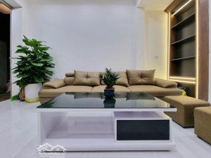 chính chủ bán nhà tân triều,dt:35m2,5tầng,5 phòng ngủ,giá9,3tỷ