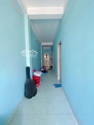 vip tân bình p10.trung tâm thành phố ngang lớn 5m....giá rẻ nhất thị trường hiện tại