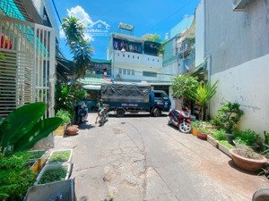 tân bình- hxh vào nhà kế khu vip bàu cát giá chỉ 9t.ỷ45