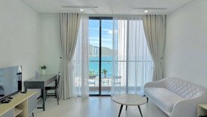 căn hộ scenia bay 1 phòng ngủ tầng cao view chính biển full nội thất giá 3,4 tỷ