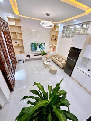 thái thịnh 31m2x5 tầng- mặt tiền 6m- 2 thoáng vĩnh viễn-full nội thất