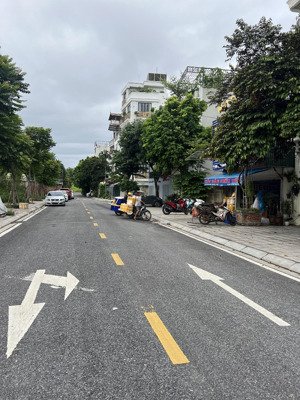 khu tái định cư hồ đắp nếp phố tư đình - sát phố trần đăng khoa -80m2 -mặt tiền 5m - ngay chợ hoa