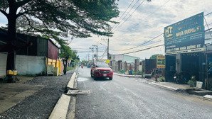 chính chủ ko qua mg bán nhà mặt tiền ph phạm văn sáng,vla, 6 tỷ, 4x26m, shr.đang cho thuê.khu cn