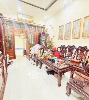 bán đất tặng nhà 3 tầng phố võng thị- 100m ra phố trích sài.rẻ nhất khu vực.dt:58m, mt:8m,chỉ 13 tỷ