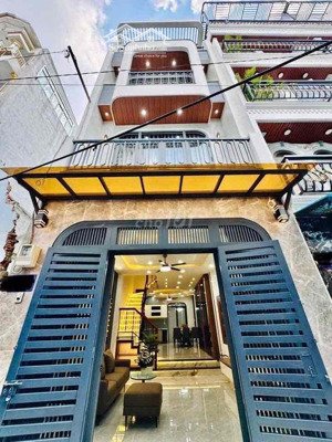 kẹt vốn kinh doanh bán gấp nhà nguyễn sơn hà, p5, q3 cách bệnh viện từ dũ 800m giá 4tỷ680 dt 70,4m2