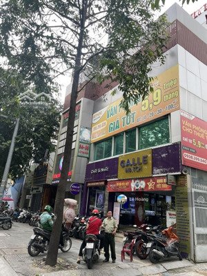 chuyển nhượng mặt tiền cống quỳnh, p. nct, q 1 - 8,5x30m - 2 tầng - hđt: 270tr/tháng - giá 85 tỷ