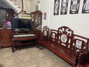 bán nhà riêng, diện tích 40m2, nhà mới sửa để gia đình ở sạch sẽ