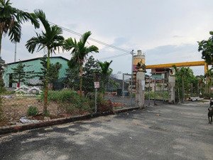 nhà xưởng - dt: 3100m2 - đường xe tải thông lê văn khương - ql 1a - chi: 12,5 tr/1m2.