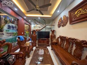 BÁN NHÀ 3 TẦNG ĐỘC LẬP ĐƯỜNG ĐÀ NẴNG – TRUNG TÂM THÀNH PHỐ