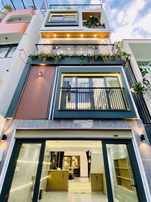 cô mỹ cần tiền bán nhà mai thị lựu - đa kao - q1, gần trường đại học mở. 86m2 đang cho thuê 33tr